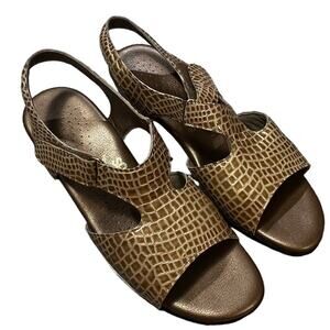 SAS Women's Heels in Crocodile Brown